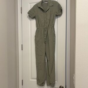 Sincerely Jules Olive Green Jumpsuit women’s S